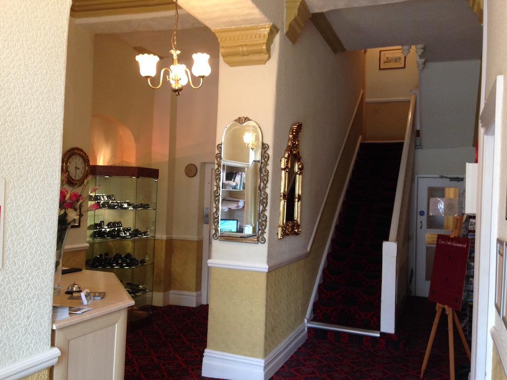 Grand Ash Hotel Λαντούντνο Εξωτερικό φωτογραφία