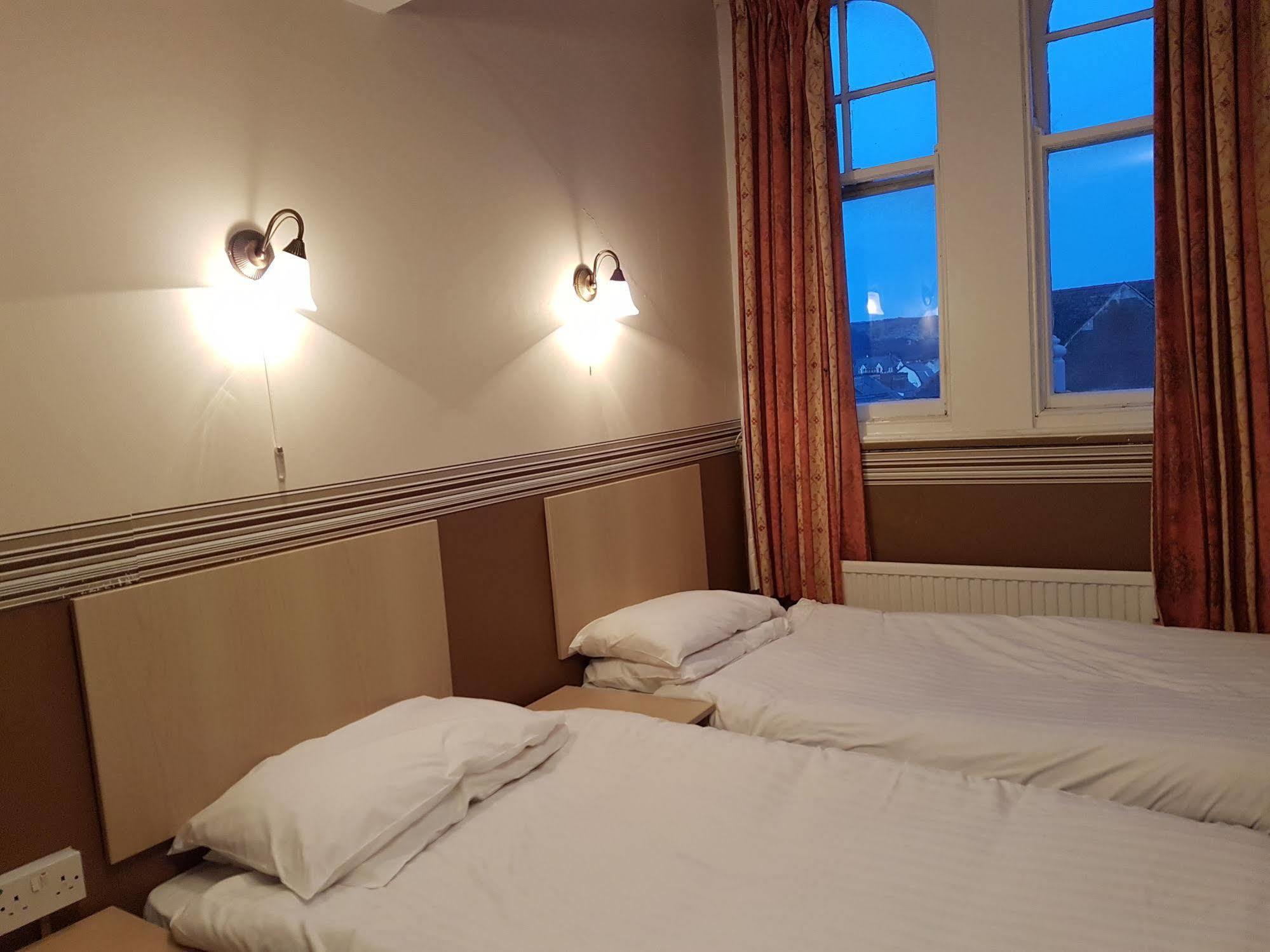 Grand Ash Hotel Λαντούντνο Εξωτερικό φωτογραφία